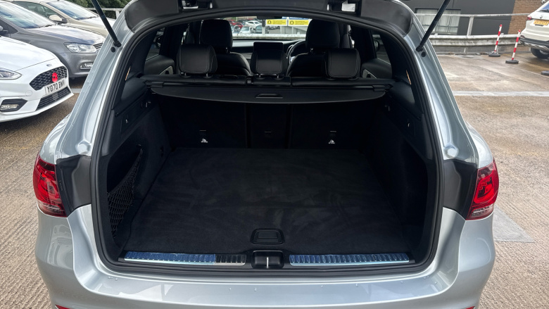 Mercedes-Benz GLC 220d 4Matic AMG Line Premium 5dr 9G-Tronic Diesel Estate